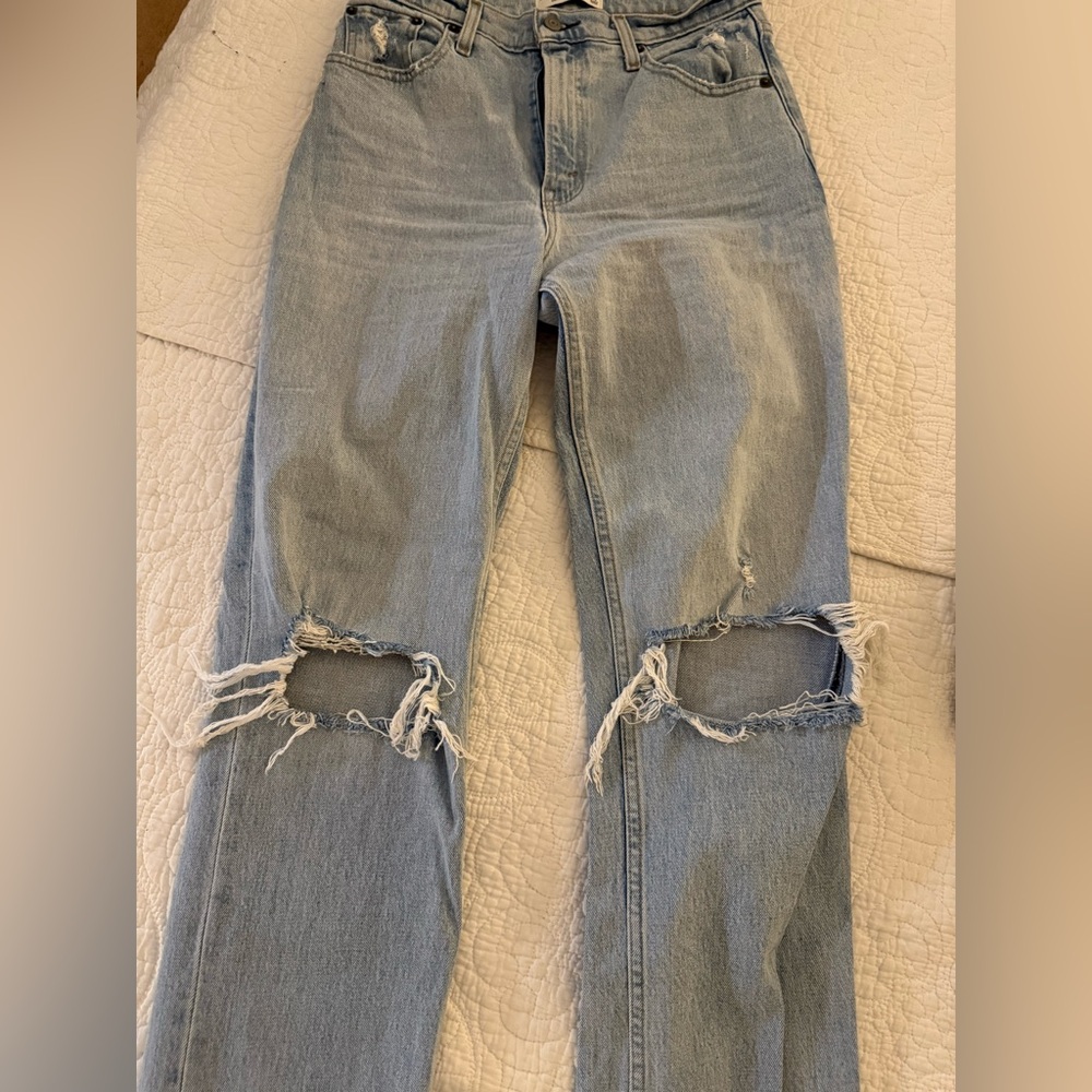 A&F Women’s Light Blue Distressed Jeans